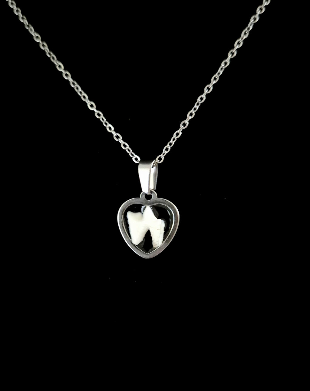 INFATUATUS - Cat Tooth Heart Shaped Necklace