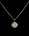 DEVOTIONIS - Silver Shell Shaped Locket