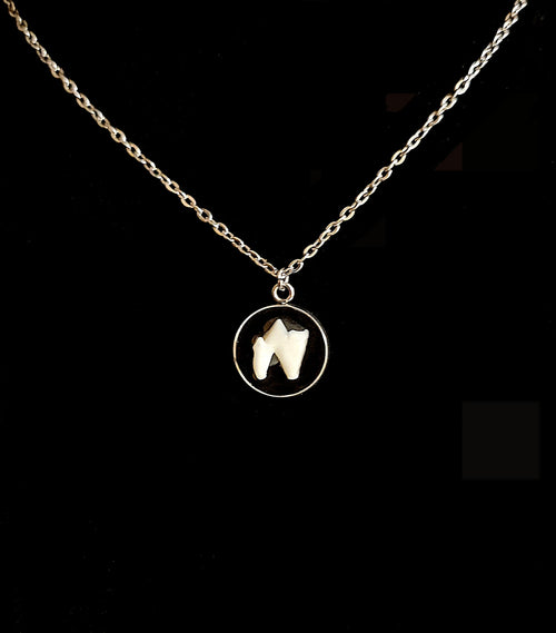 CATTUS - Cat Tooth Necklace